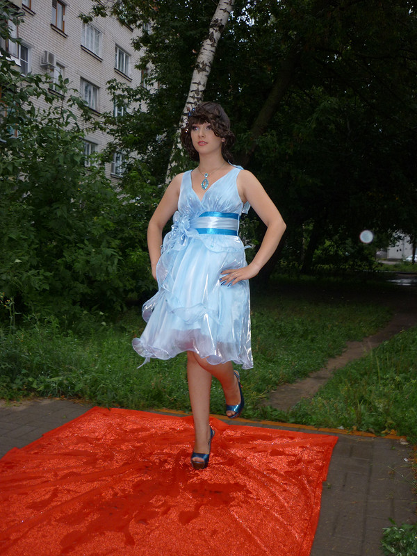 Платье голубое показ от Elena Petrova