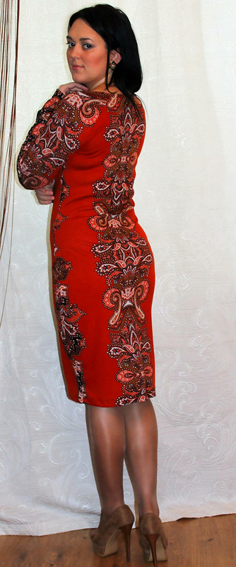 платье цвета кирпича от БНВ