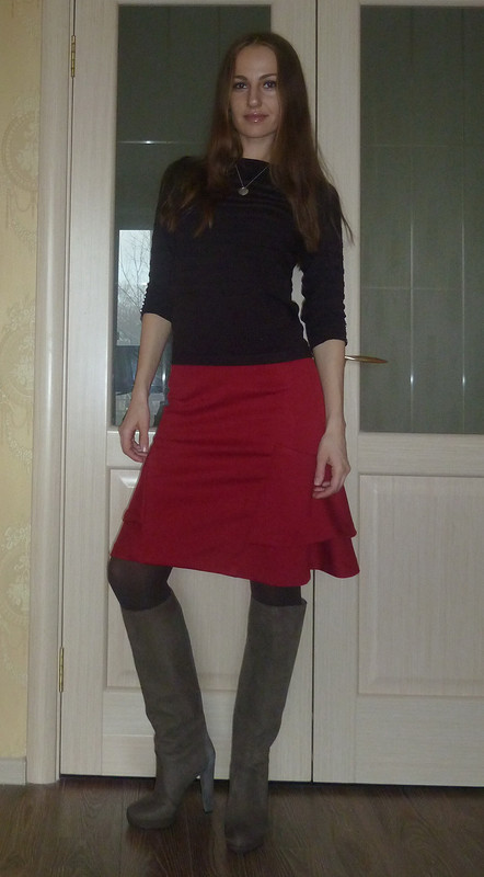 Красная юбка от Morrroccco