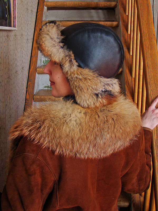 Мех и кожа - что может быть лучше для зимней шапки? от keygen