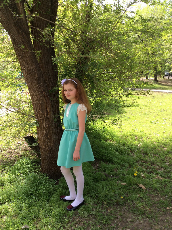 Мятное платье для дочери от Leilushka