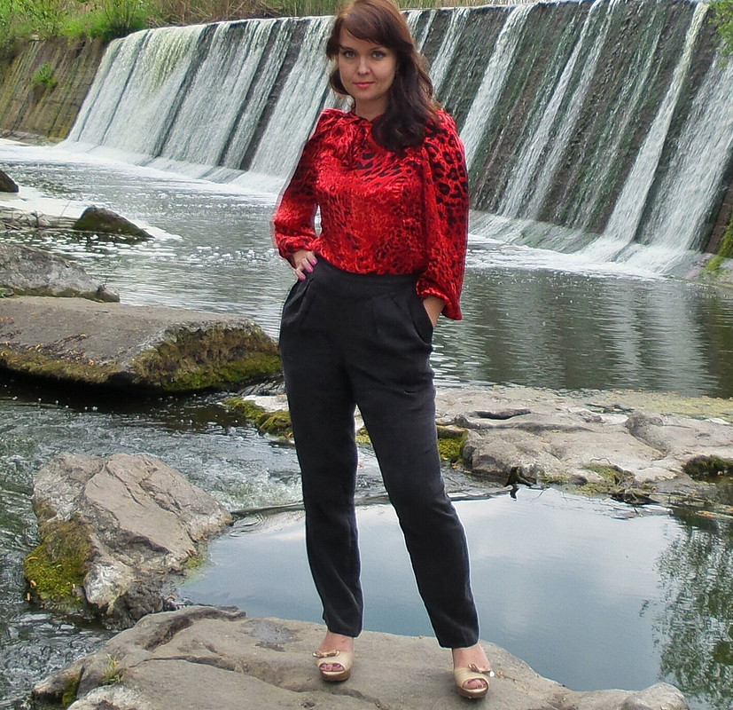 Красная блузка от MarinaFranchuk