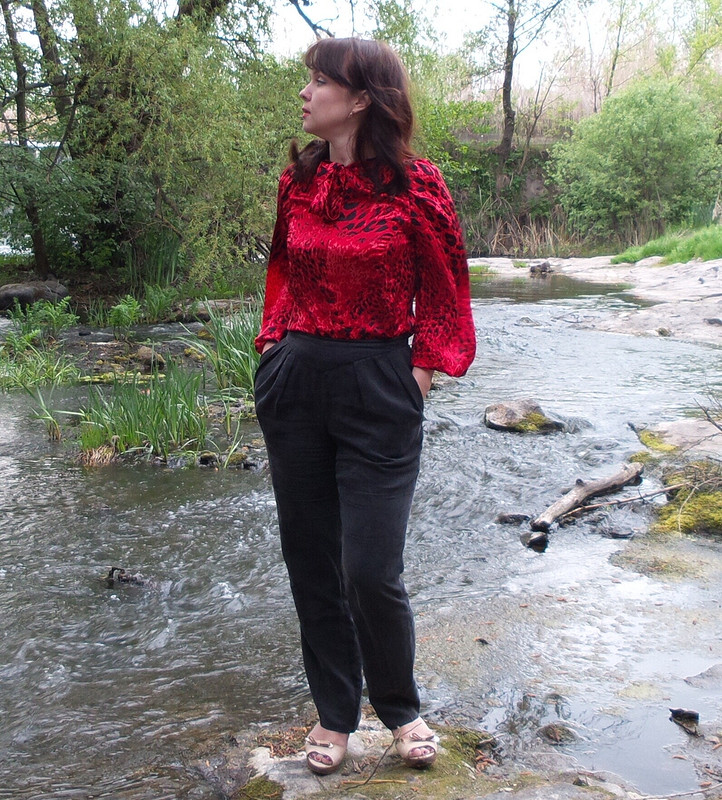 Красная блузка от MarinaFranchuk