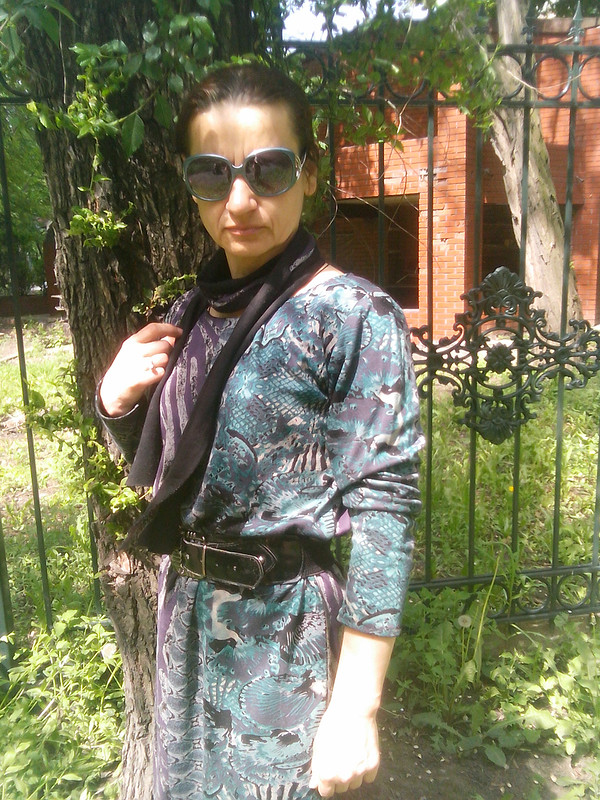 Жакет с стиле Шанель и змеиное платье от pelka
