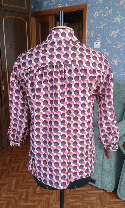 блуза в горошек от yukka