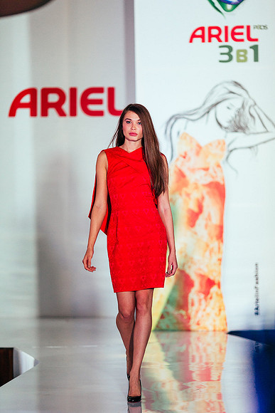 Модный показ Ariel
