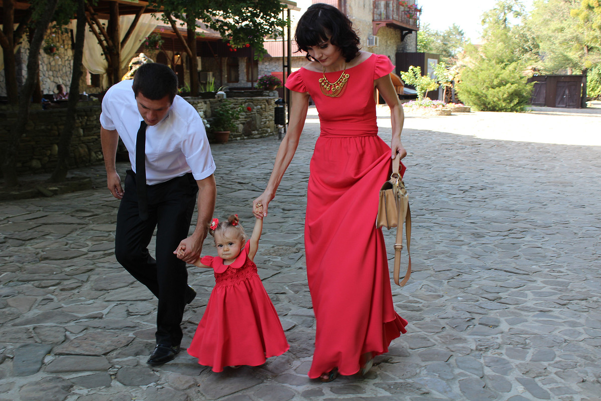 Платье для мамы и дочки) от ania-sagakyan2012