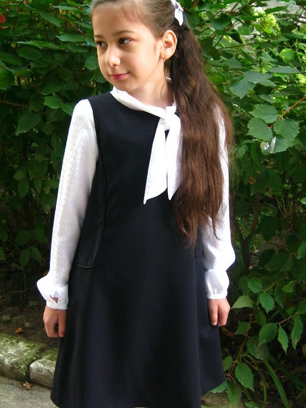Продолжение школьной темы: сарафан школьный + блузка. от VALU