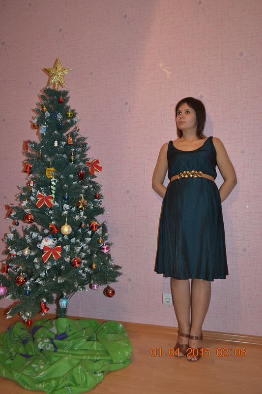 Новогоднее платье для нового статуса от Karina