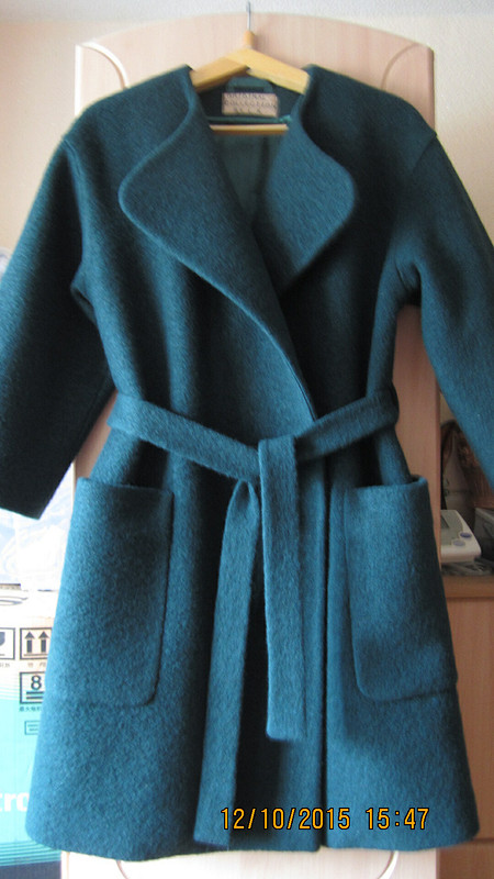 Уютное пальто цвета Biscay Bay от Elena KuS