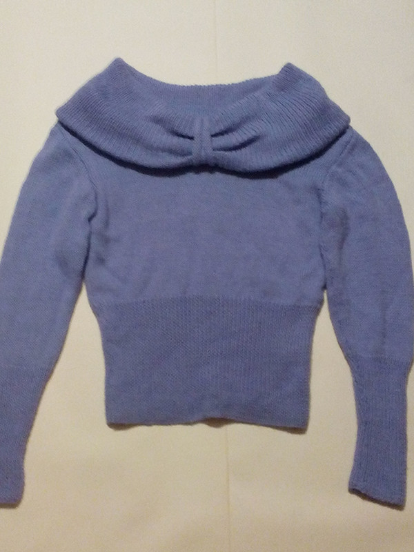 Пуловер с красивым воротником от Elenka 789