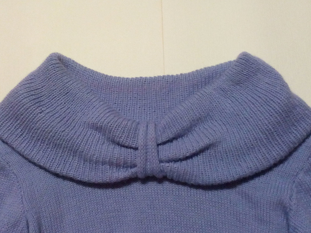 Пуловер с красивым воротником от Elenka 789