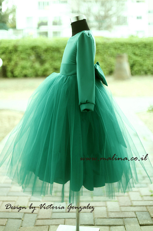 Зеленое платье от vilunida