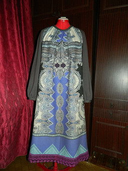 Платье из купона под павлово-посадский платок