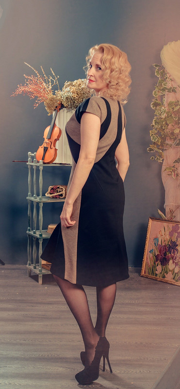 Комбинированное трикотажное платье от Юлия Прокофьева