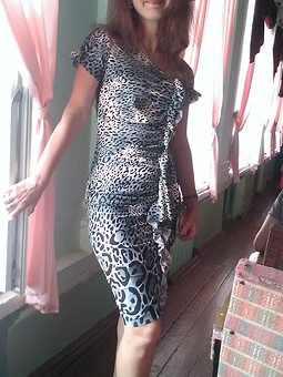 Леопардовое платье с драпировкой
