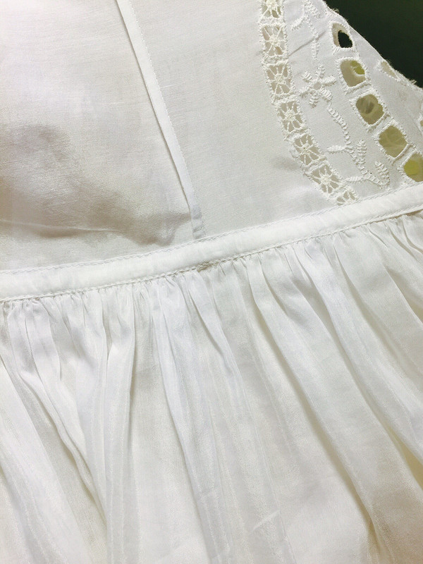 Платье-рубашка,пенно-кружевное от Emilia