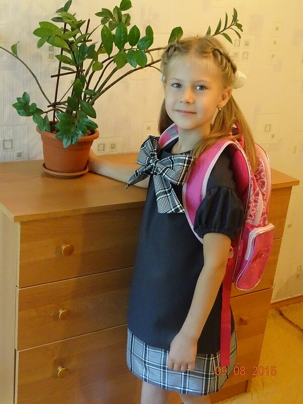 Школьный гардероб: платья с коротким рукавом от Мелания