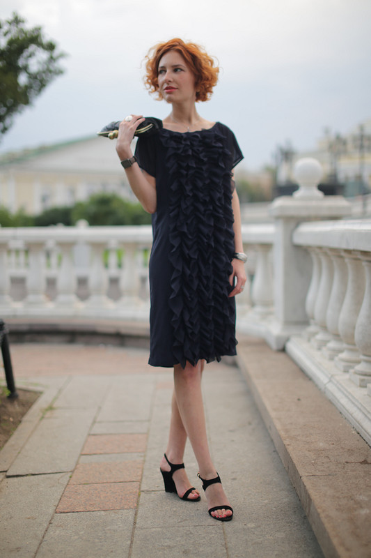 Платье с рюшечками от Вера Волхонская