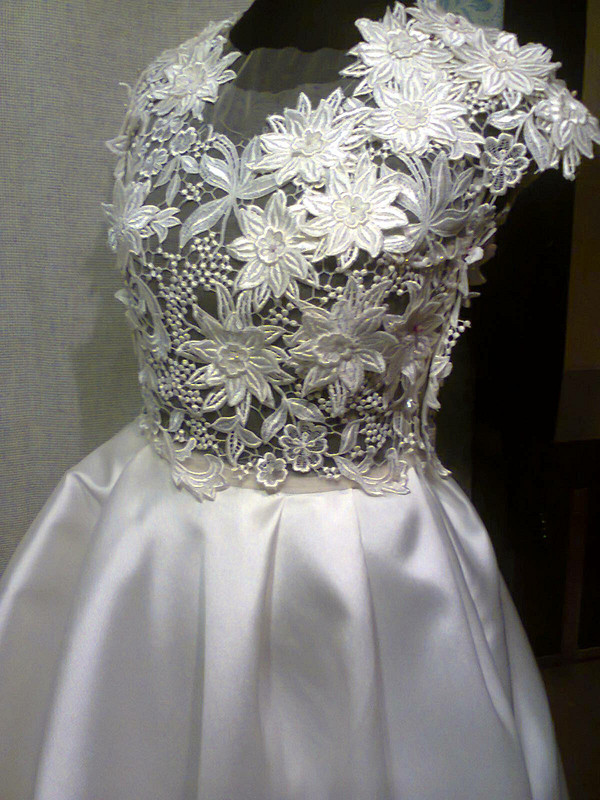 Свадебное кароткое платье от Lina