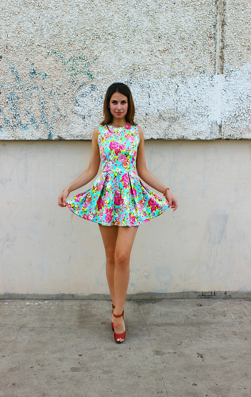 Платье с цветочным принтом от Alya Francs
