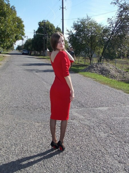 Красное платье от S-MILA