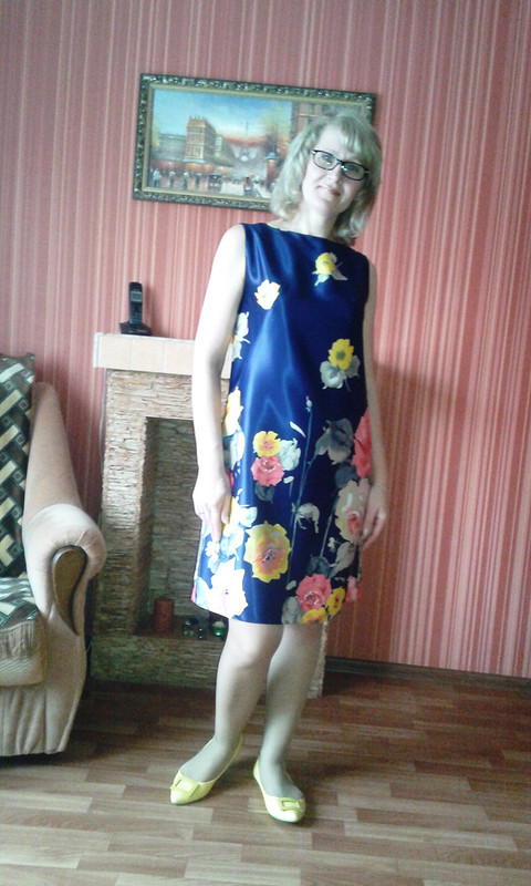 Платье с цветами от Юлия Павлова