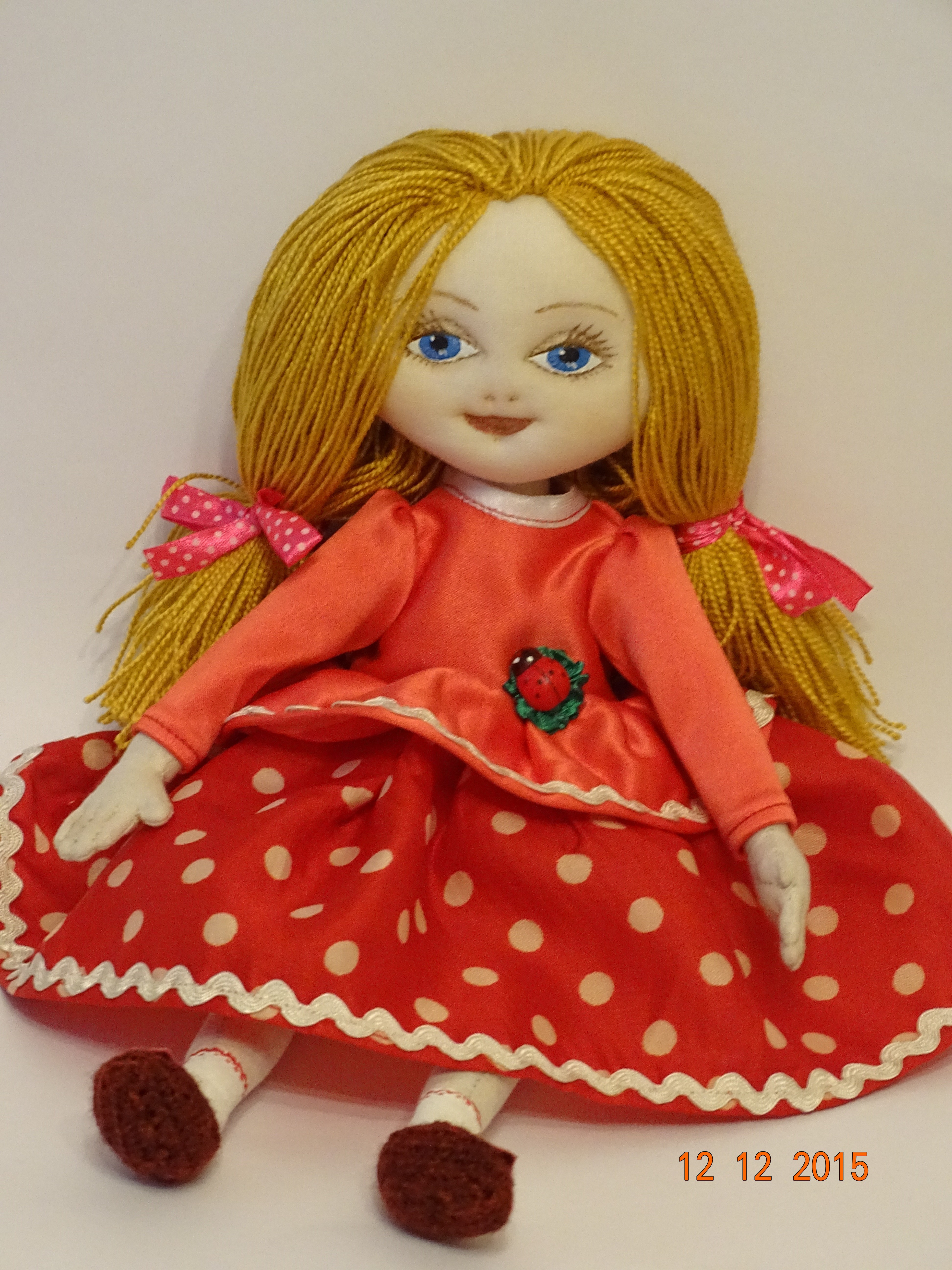 Текстильная кукла с нарисованным лицом @golubinii / textille dolls handmade Instagram @golubinii