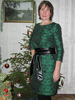 Работа с названием Моё новогоднее зелененькое платье