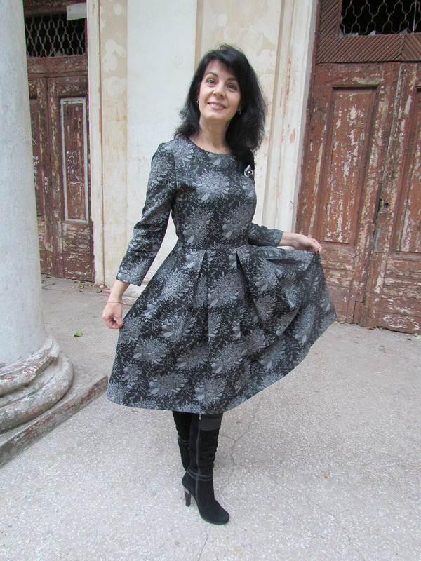 Платье в хризантемах от Vilika