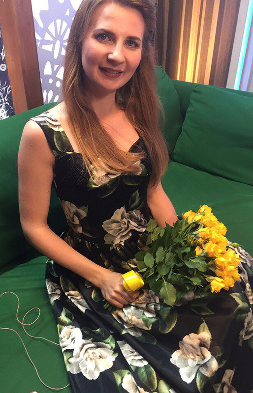 Платье в розах и Арт-цветы Ирины от Katinelli
