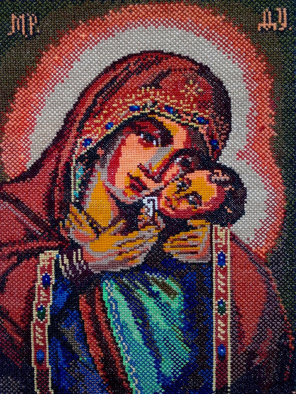 Богородица с Иисусом на руках от alenaselena_