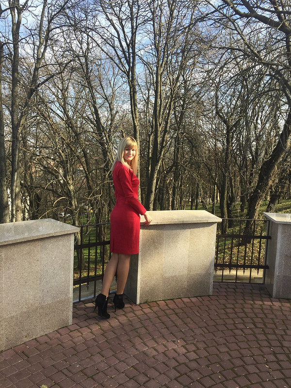 Красное платье от lesenok666