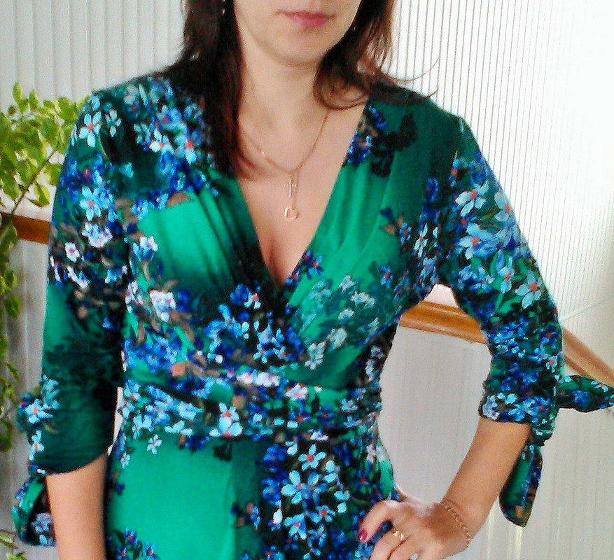 Платье с подрезами от Aleshkina-Svetlana