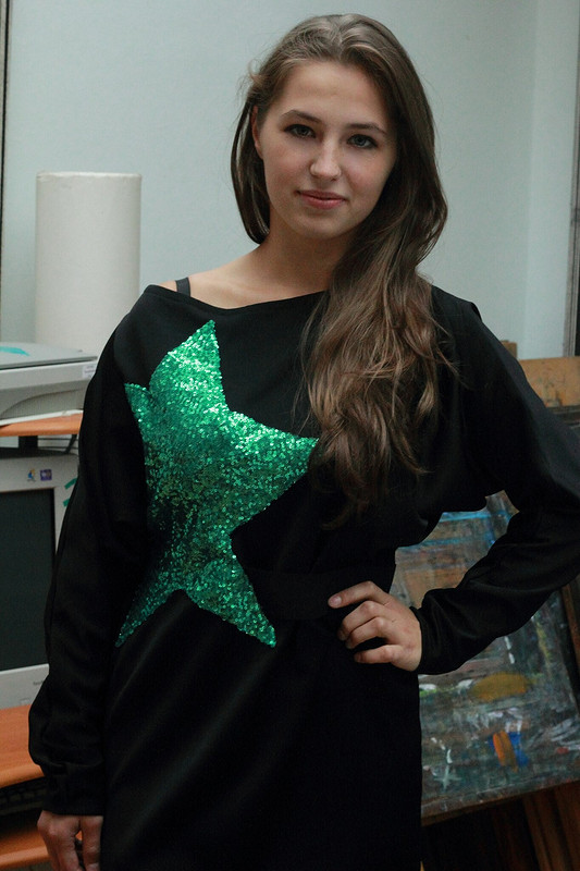 Платье со звездой от Алёна Журихина