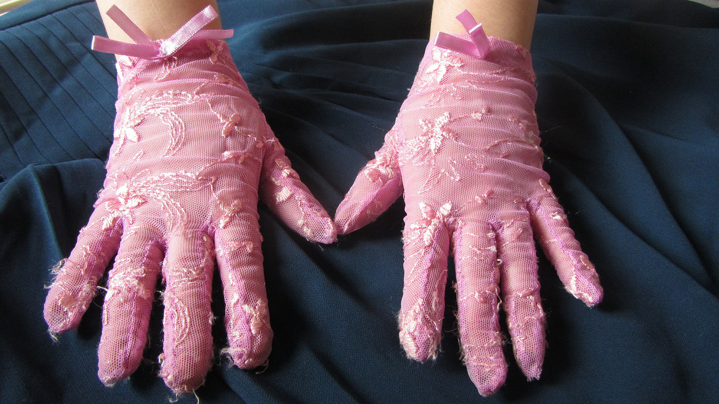 Праздничные перчатки из кружева от InnaKudrina.