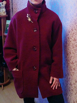 Бордовое пальто oversize
