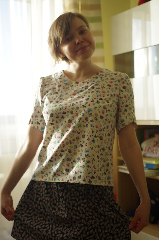Блуза с глубоким вырезом на спинке от Oleska