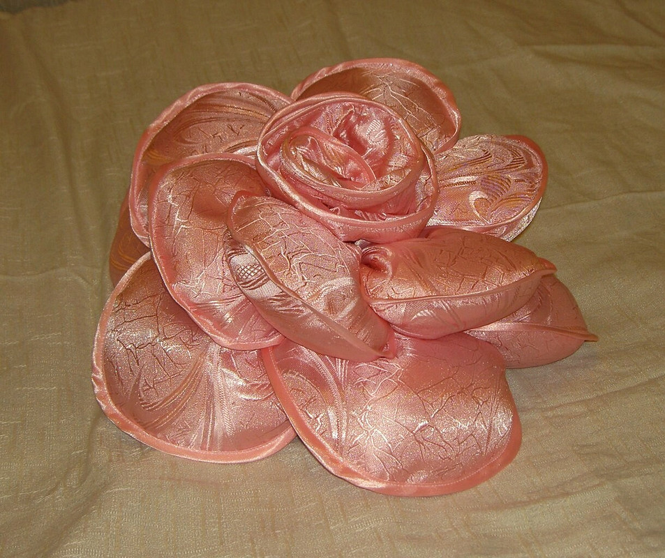 Декоративные подушки-розы от Катюша_73