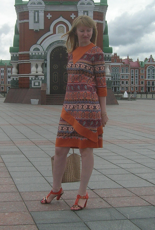 Платье. тоже с «изюминкой» от Светлана Полушина