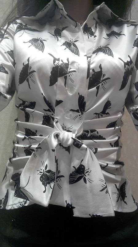 Блузка с бабочками от Love26