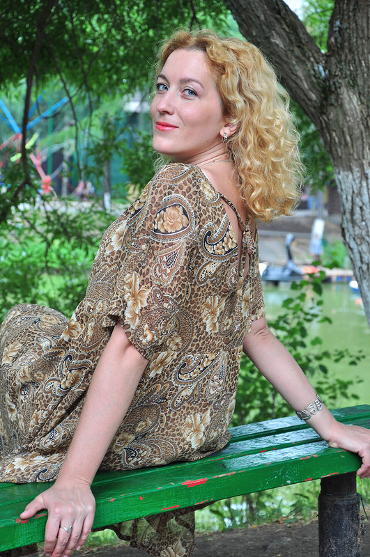 Платье с ассиметричной юбкой от zelenaya