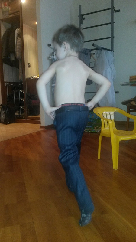 Праздничные брюки для сына от Juliostro