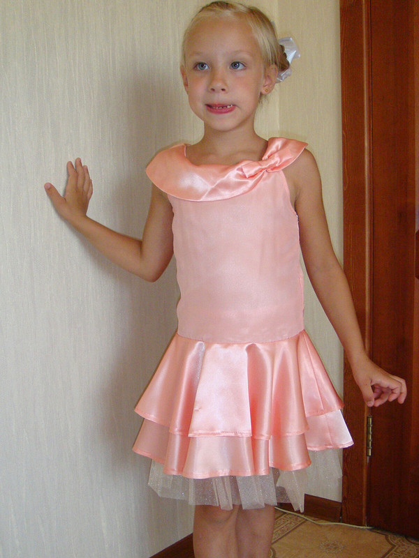 Любимое персиковое платье 5/2005 №143 от Salli