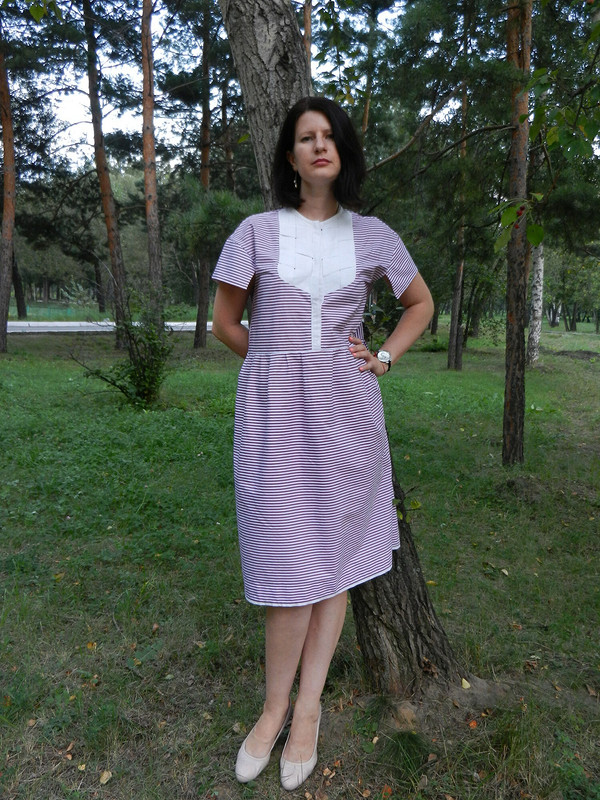 Платье в полоску с пластроном от Krenirina