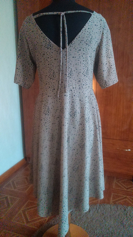 Платье с асимметричной юбкой от Еленаsi