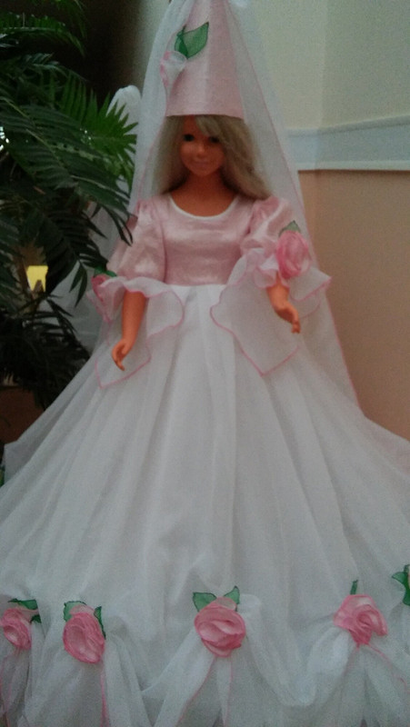 Платье для куклы от elmira.fattaxova.1975