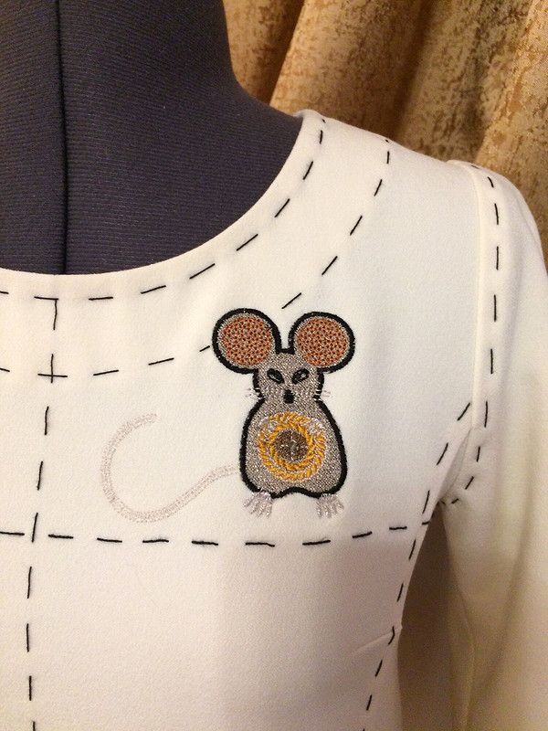 Платье с мышами-портняжками от Lesik1