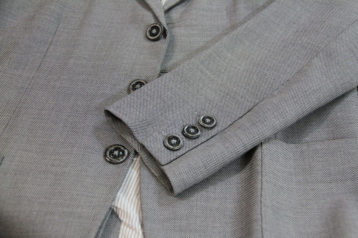 Серый костюм от t5991020