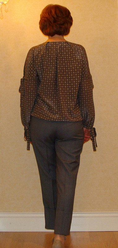 Блузка с бантиками на рукавах от Olga-A